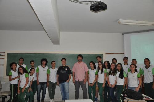 166 - Campus São João Evangelista - Alunos e professores do Campus SJE participam da Olimpíada Nacional de História ( 14-05-2017)