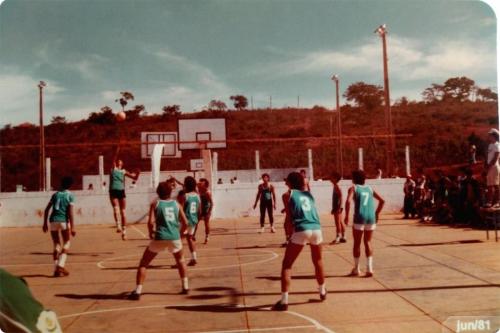 022 - Campus Bambuí - Práticas esportivas na Escola Agrotécnica Federal de Bambuí (f) (1981)