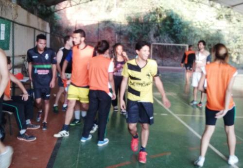 061 - Campus Sabará - Projeto Práticas Corporais e Esportivas para a Juventude de Sabará -formação de equipes ( 09-2017)